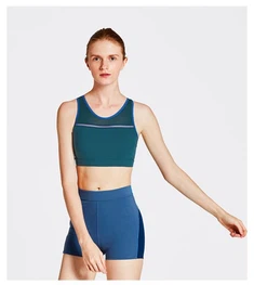 Nafas oladigan to'rli sport sutyen